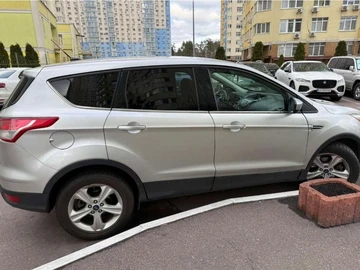 Авто Ford Escape 2014 № 8787546