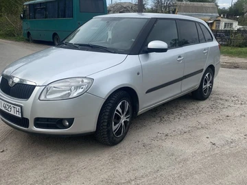 Авто Skoda Fabia 2010 № 8787603