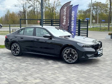 Авто BMW 5 Серия 2024 № 8787606