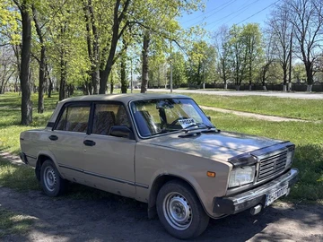 Авто ВАЗ 2107 1986 № 8787618