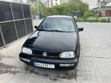 Авто Volkswagen Golf 1996 № 8787635