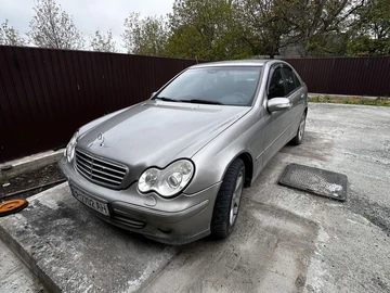 Авто Mercedes 220 2005 № 8787913