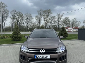 Авто Volkswagen Touareg 2013 № 8788008