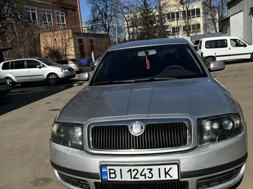 Авто Skoda Superb 2004 № 8788036