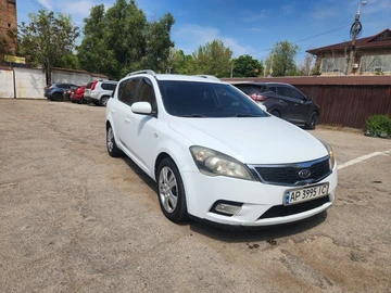 Авто KIA Cee X27 D 2011 № 8788097