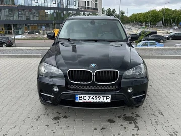 Авто BMW X5 2010 № 8788113