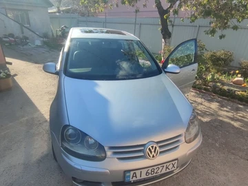 Авто Volkswagen Golf 2004 № 8788141