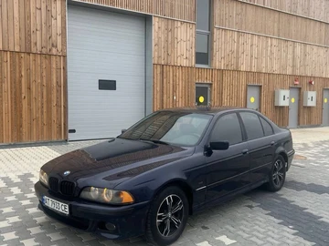 Авто BMW 5 Серия 1999 № 8788150