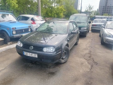 Авто Volkswagen Golf 2001 № 8788199