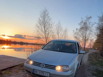 Авто Volkswagen Golf 2001 № 8788421