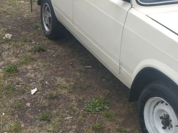 Авто ВАЗ 2107 1997 № 8788425