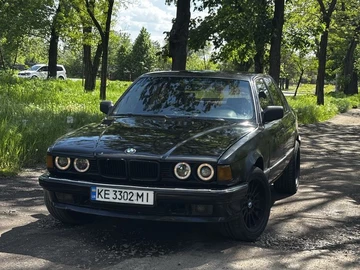 Авто BMW 7 Серия 1989 № 8788518