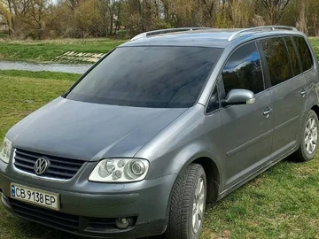 Авто Volkswagen Touran 2005 № 8788615
