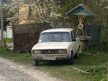 Авто ВАЗ 2105 1989 № 8788749
