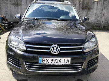 Авто Volkswagen Touareg 2014 № 8788809