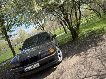 Авто BMW 7 Серия 2001 № 8788820