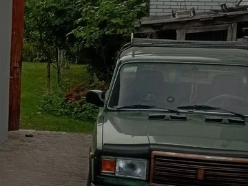 Авто ВАЗ 2107 1982 № 8789211