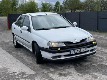 Авто Renault Laguna 1999 № 8789350