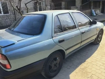 Авто Nissan Sunny 1995 № 8789361