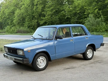 Авто ВАЗ 2105 1985 № 8789384