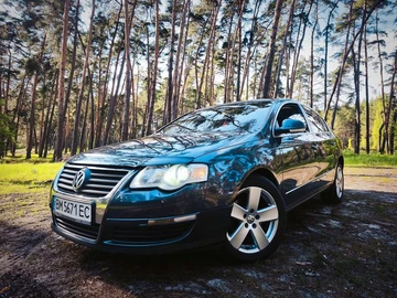 Авто Volkswagen Passat Sedan 2005 № 8789406