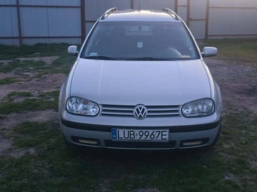 Авто Volkswagen Golf 2000 № 8789434