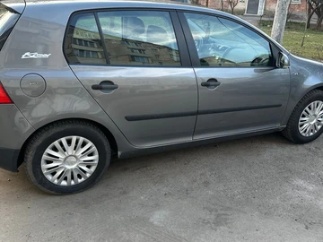 Авто Volkswagen Golf 2005 № 8789532