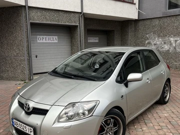 Авто Toyota Auris 2007 № 8789544