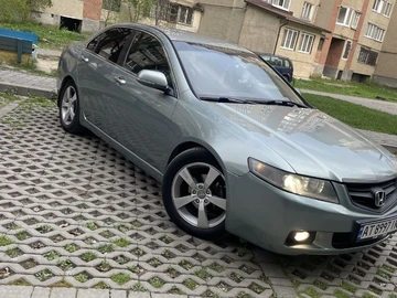Авто Honda Accord 2004 № 8789557