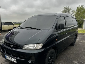 Авто Hyundai H200 1999 № 8789561