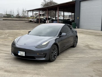 Авто Tesla Model 3 2019 № 8789640