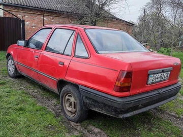 Авто Opel Kadett 1987 № 8789658