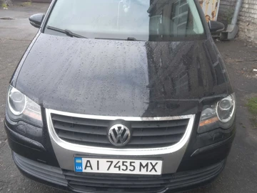 Авто Volkswagen Touran 2009 № 8789679