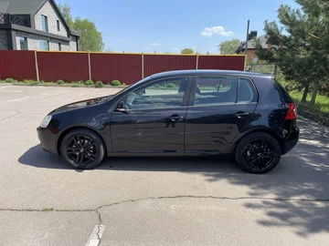 Авто Volkswagen Golf 2006 № 8789862