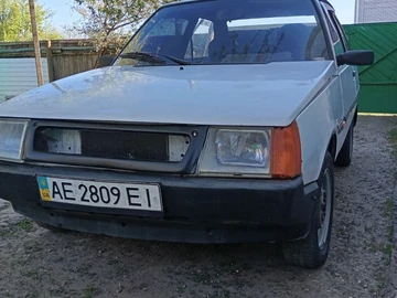 Авто ЗАЗ 1102 1993 № 8789890