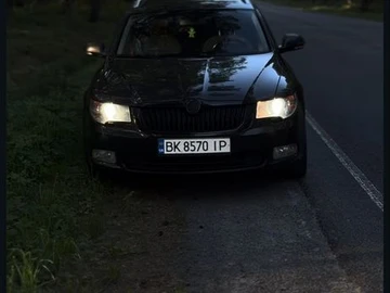 Авто Skoda Superb 2010 № 8789902