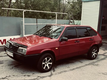 Авто ВАЗ 2109 1995 № 8789914