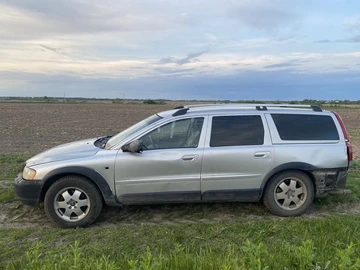 Авто Volvo Xc70 2005 № 8789915