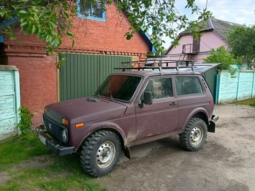 Авто ВАЗ 2121 1990 № 8789947