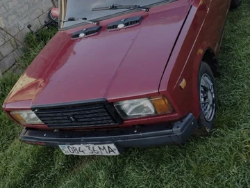 Авто ВАЗ 2107 1989 № 8790084