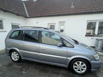 Авто Opel Zafira 2005 № 8790097