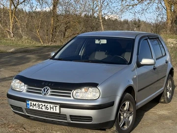 Авто Volkswagen Golf 2000 № 8790129