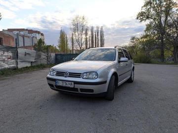 Авто Volkswagen Golf 2003 № 8790285