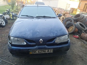 Авто Renault Megane 1991 № 8790334
