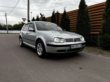 Авто Volkswagen Golf 2001 № 8790388