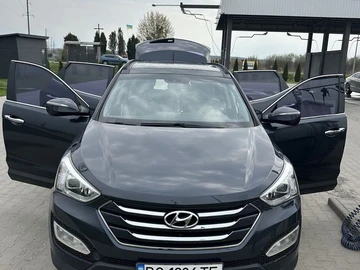 Авто Hyundai Santa Fe 2013 № 8790481