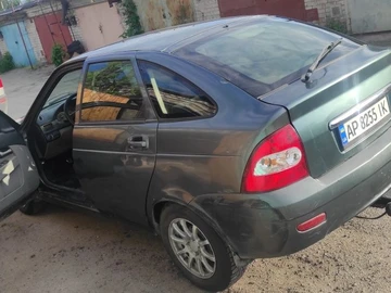 Авто ВАЗ 2172 Priora 2008 № 8790605