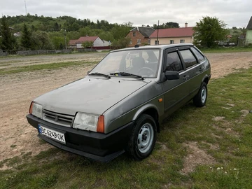 Авто ВАЗ 21093 1993 № 8790703