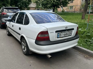 Авто Opel Vectra 1997 № 8791178