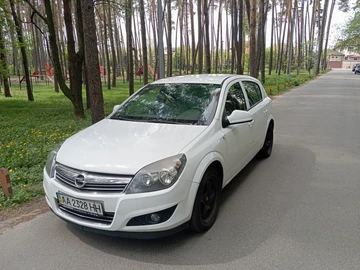 Авто Opel Astra 2012 № 8791208